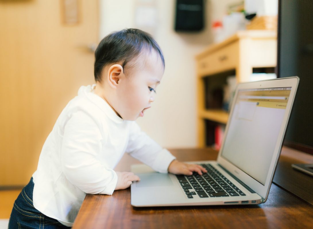 デジタルが当たり前のおうち時間が多い子供｜横浜リノベーション